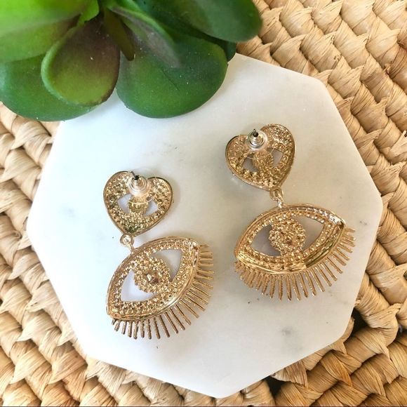 NEW! Bling Evil Eye and Heart Statement Earrings - Picture 8 of 12